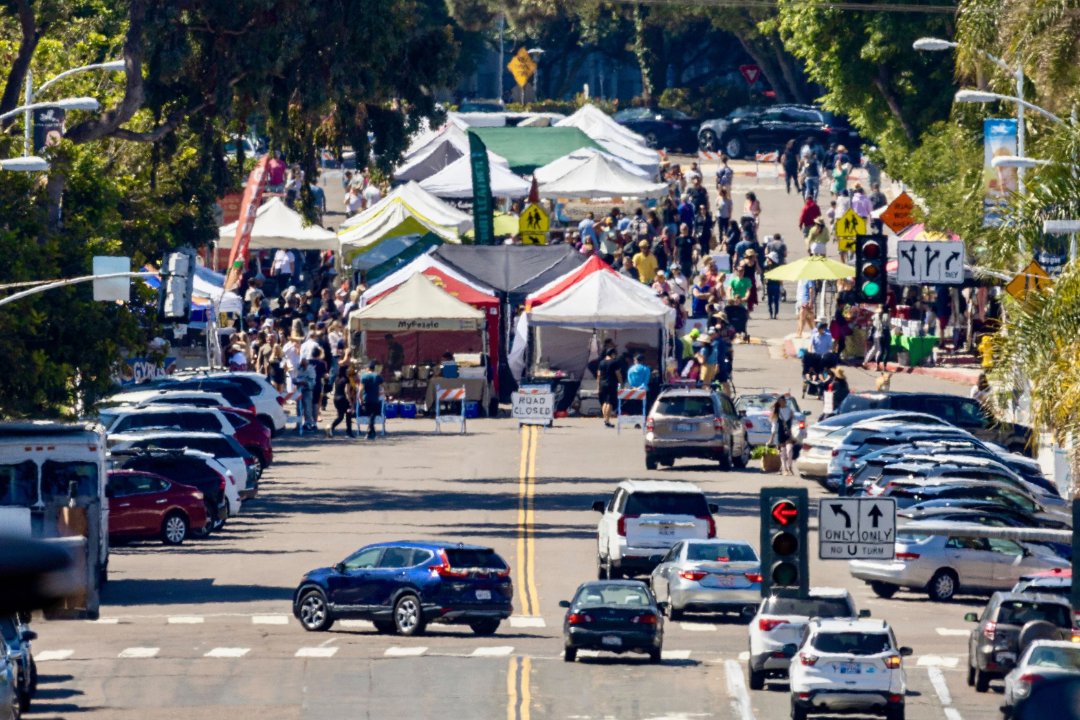 view of street closure on Girard avenue in La Jolla during Sunday farmers market