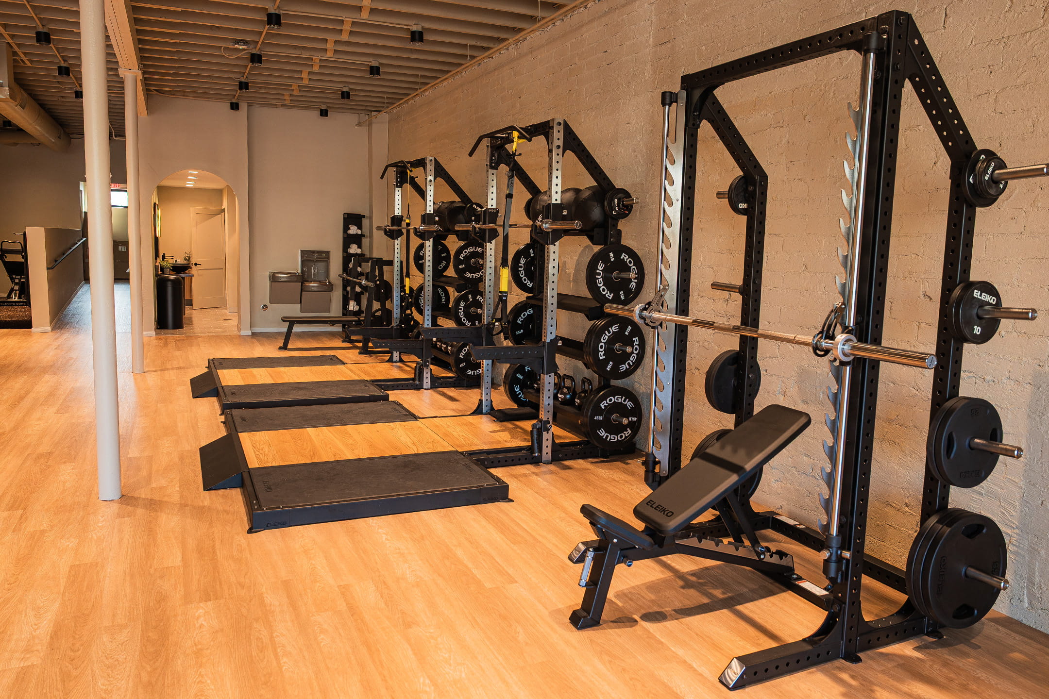 bird-rock-athletic-club-machines